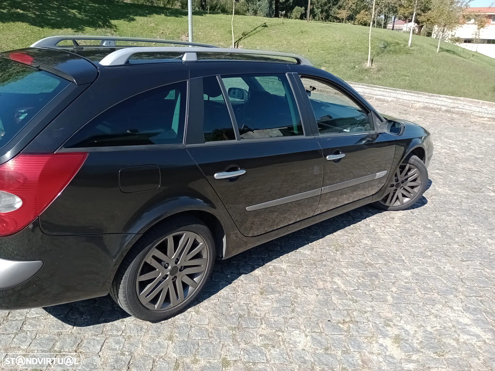 Renault Laguna Break 2.0 dCi Dynamique Luxe - 8
