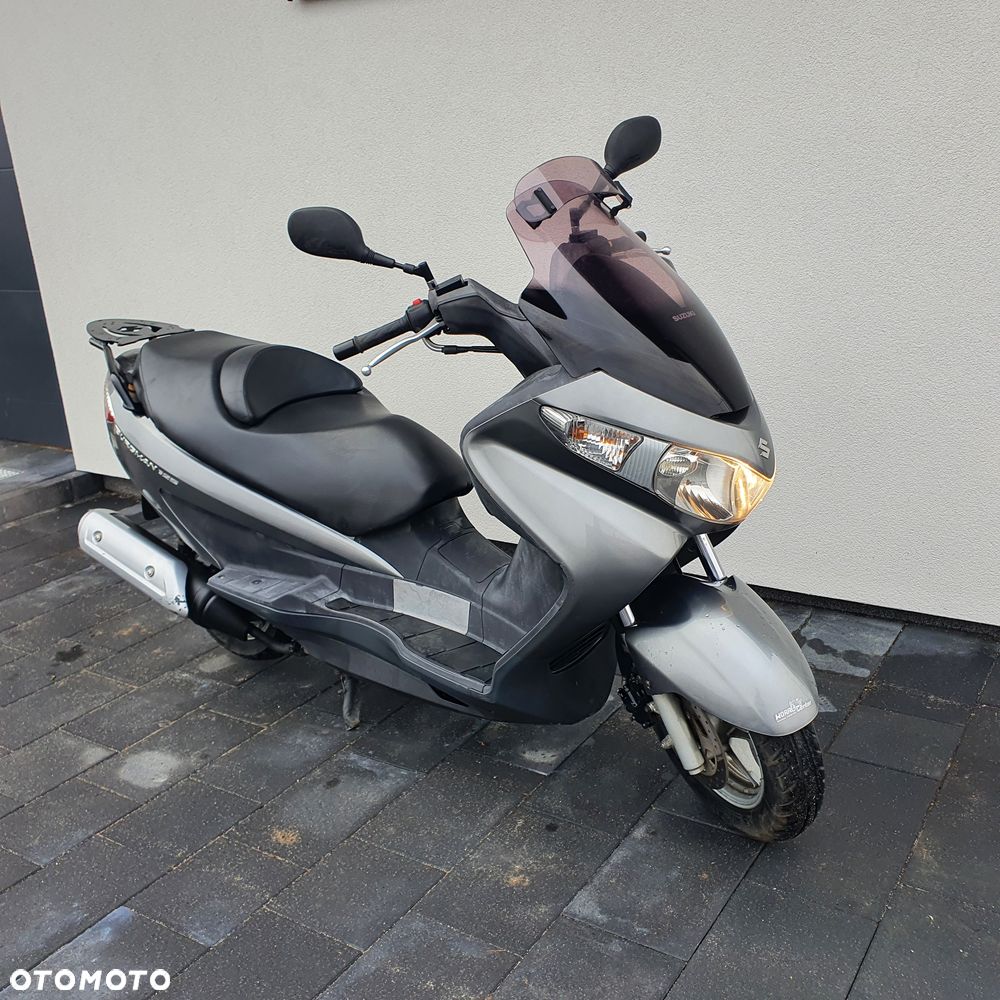 Suzuki Burgman - 8