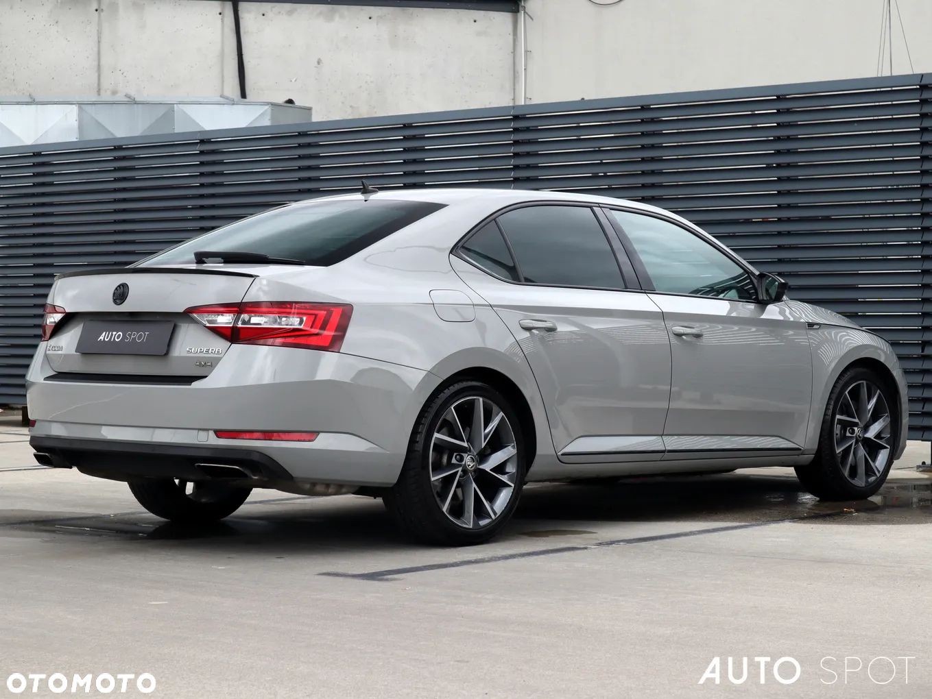 Skoda Superb 2.0 TSI 4x4 Sportline DSG - 7
