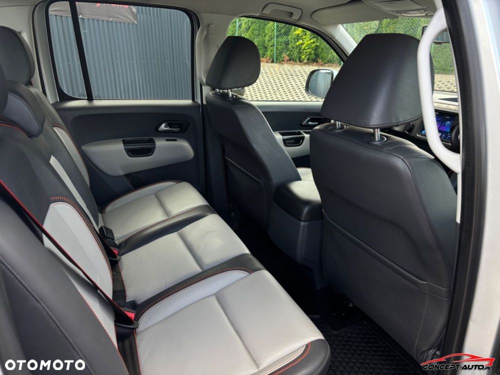 Volkswagen Amarok - 24