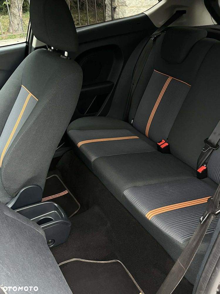 Ford Fiesta 1.25 Titanium - 11