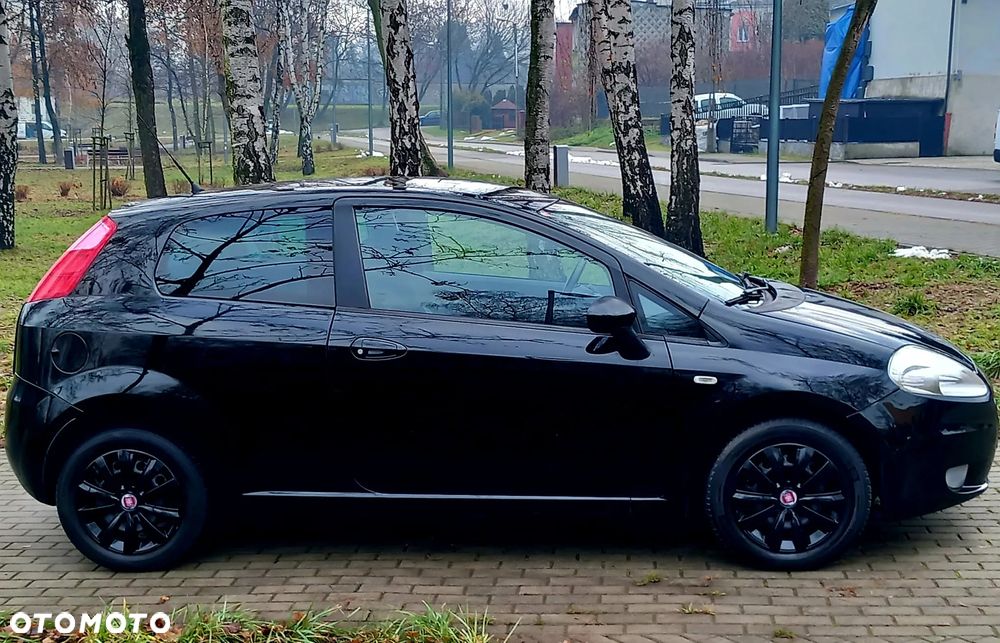Fiat Grande Punto 1.4 8V Racing - 8