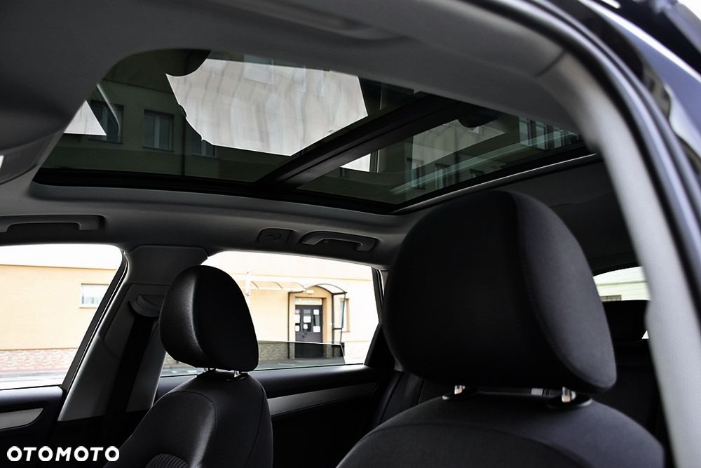 Audi A4 Avant 2.0 TDI DPF quattro Attraction - 8