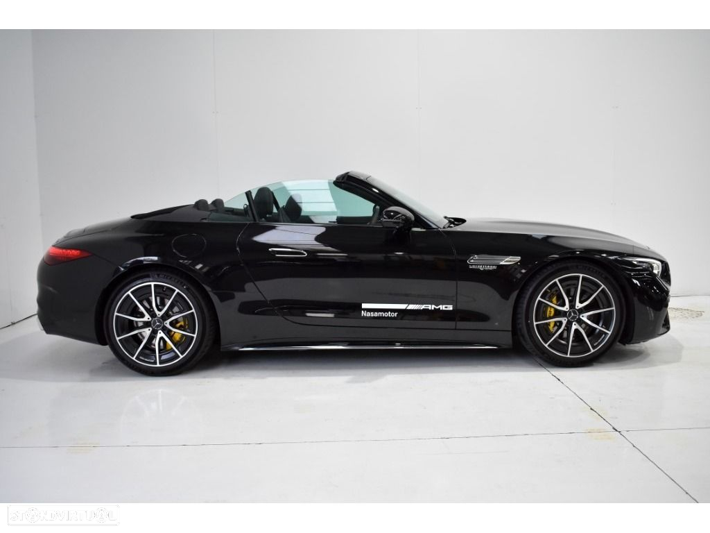 Mercedes-Benz SL 63 AMG 4Matic+ - 9