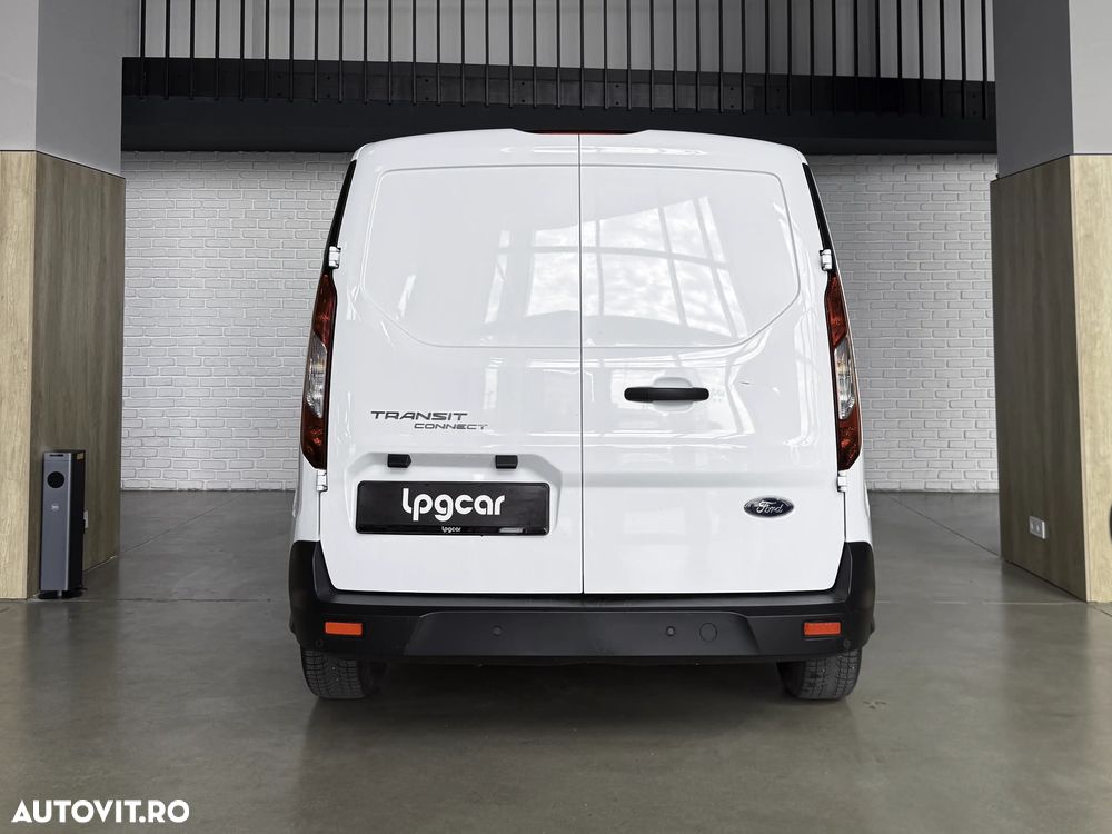 Ford Transit Connect - 5