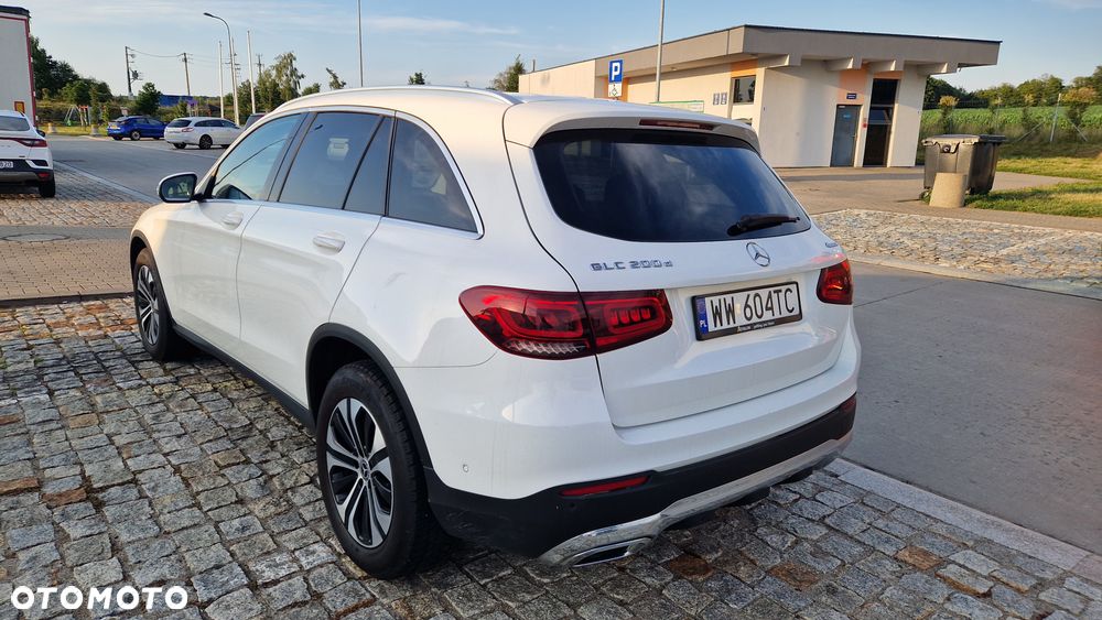 Mercedes-Benz GLC 200 d 4-Matic - 4