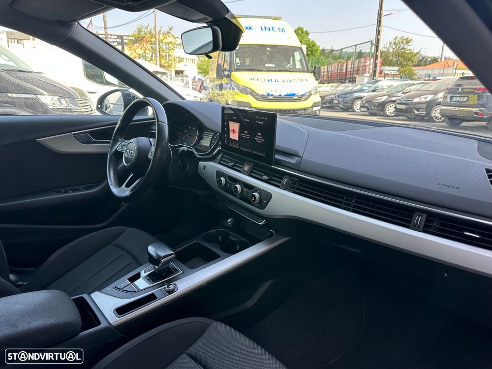 Audi A4 Avant 35 TDI Fleet Edition S tronic - 17