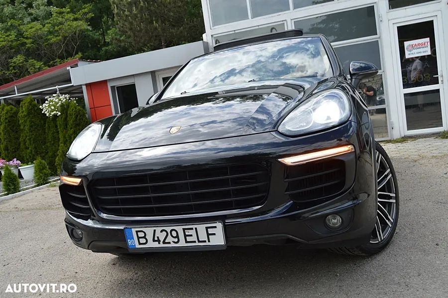 Porsche Cayenne 3.0 L - 9
