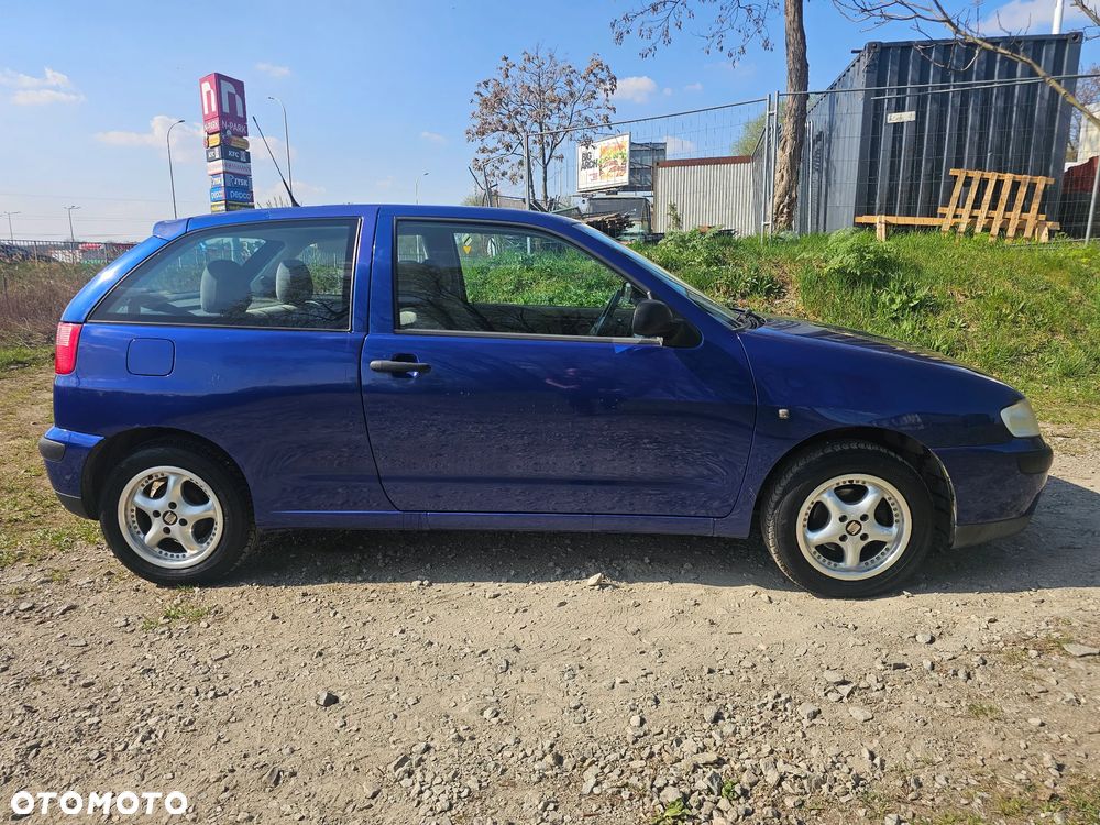 Seat Ibiza 1.4i Select - 12