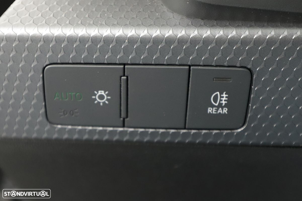Audi A1 Sportback 30 TFSI Advanced S tronic - 18