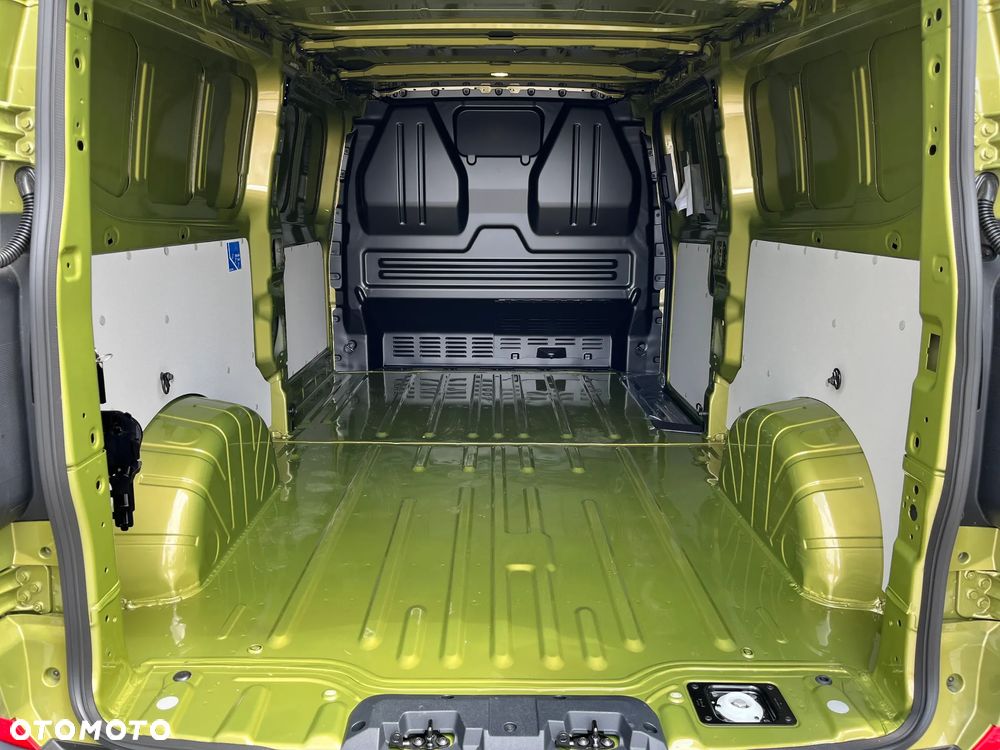 Volkswagen Transporter - 8