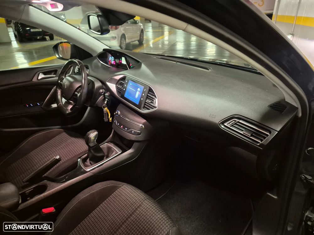 Peugeot 308 SW 1.6 BlueHDi Style - 40