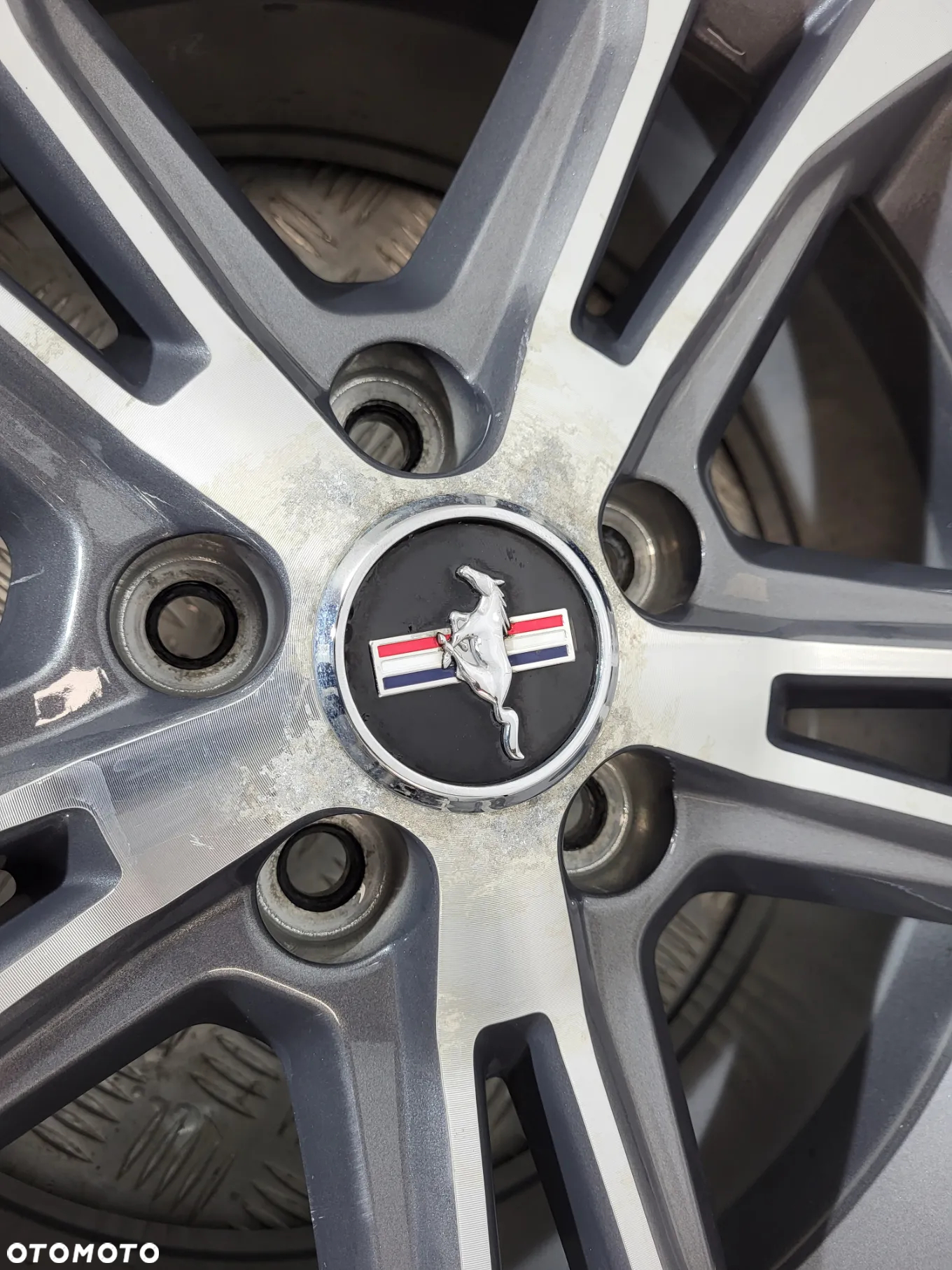 Ford Mustang Felgi Aluminiowe 17 5X112 - 4