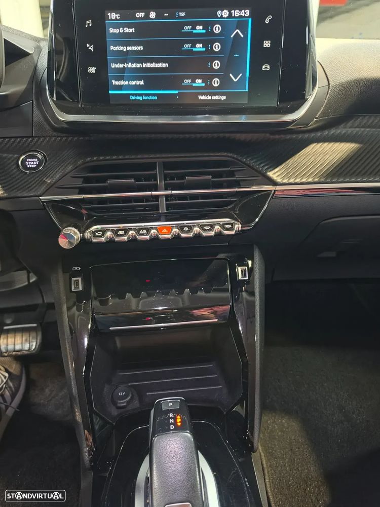 Peugeot 2008 PureTech 130 EAT8 Allure - 2