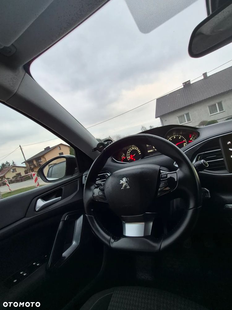 Peugeot 308 - 16