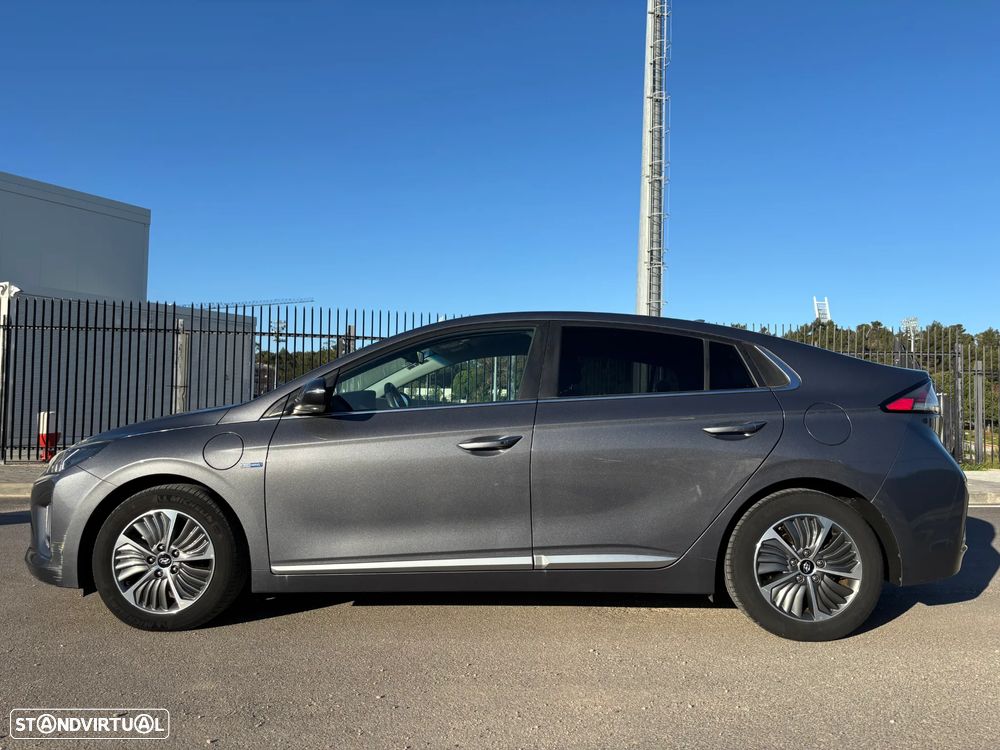 Hyundai Ioniq 1.6 GDI HEV Hybrid Tech - 13