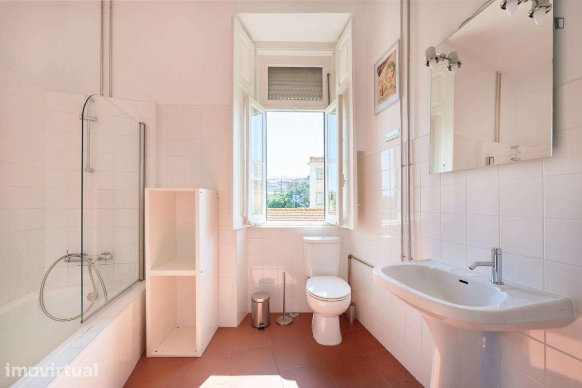 Quarto - localizado em Princípe Real Lisbon - Grande imagem: 5/21