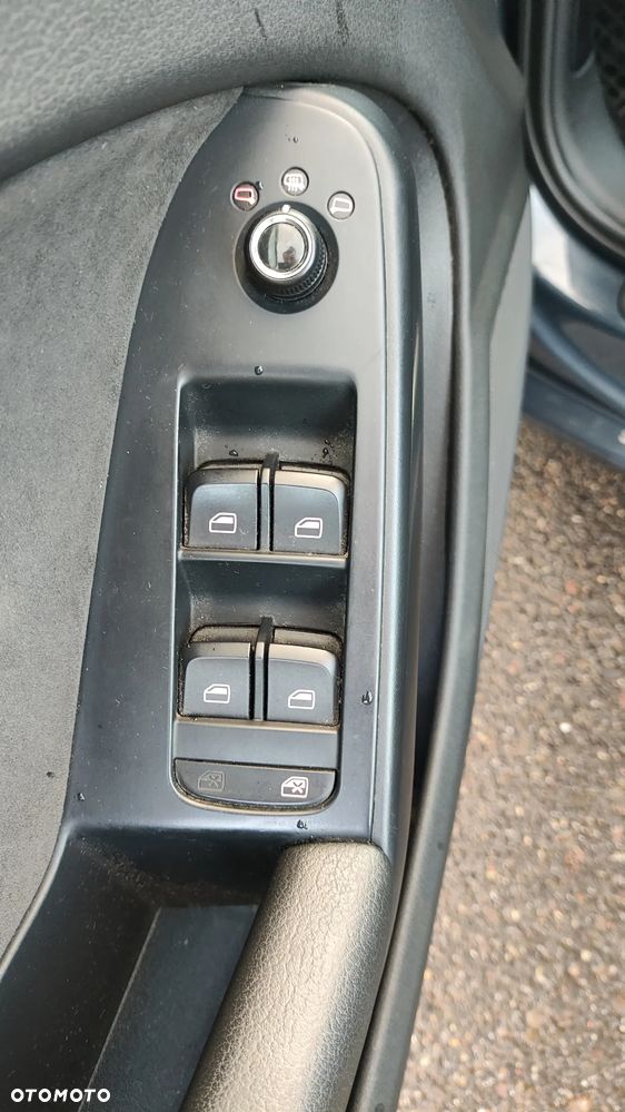 Audi A4 Avant 2.0 TDI - 33