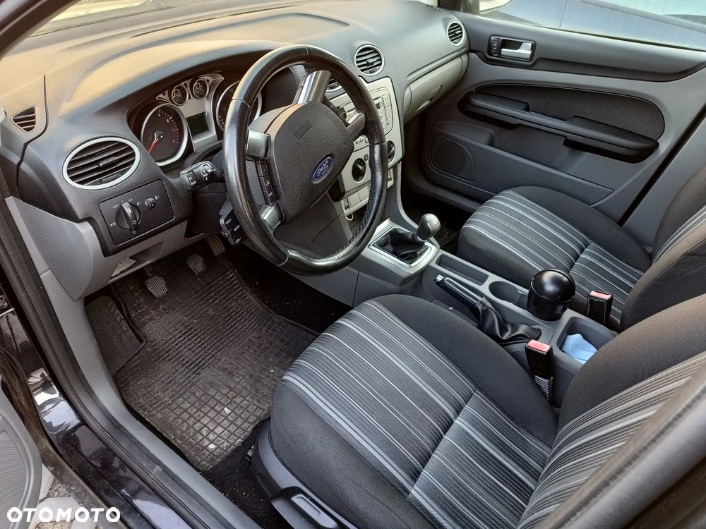 Ford Focus 1.6 Trend - 7