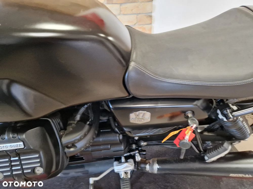 Moto Guzzi V7 - 17