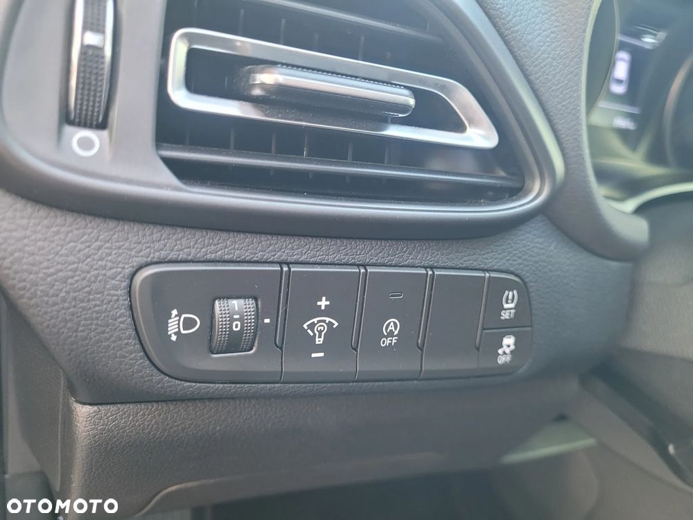 Hyundai i30 - 22