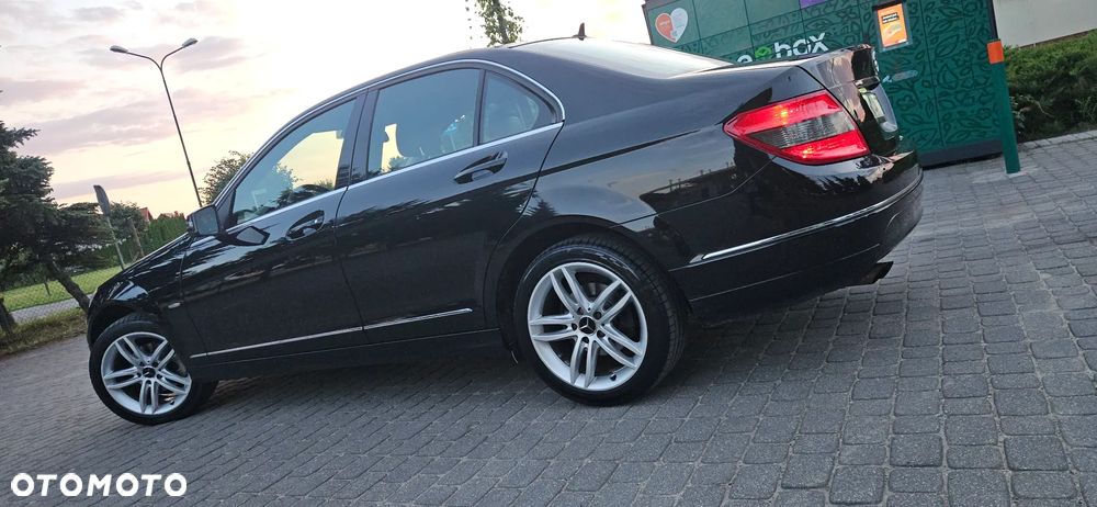 Mercedes-Benz Klasa C 180 Kompressor Avantgarde - 14