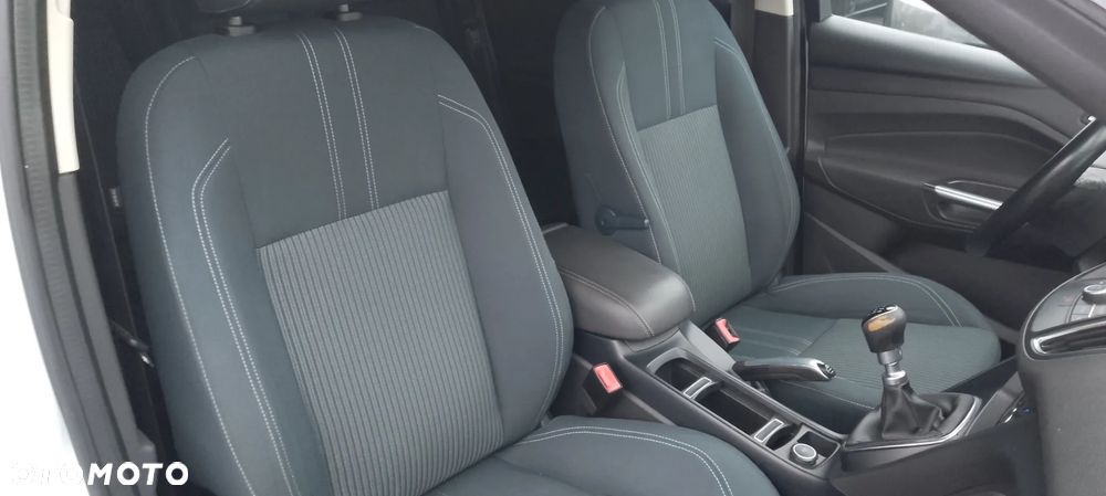 Ford C-MAX 1.5 TDCi Start-Stop-System Titanium - 21