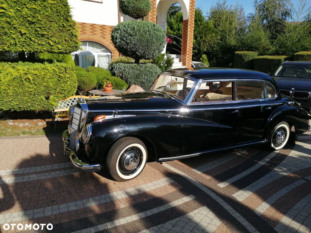 Mercedes-Benz Inny - 1