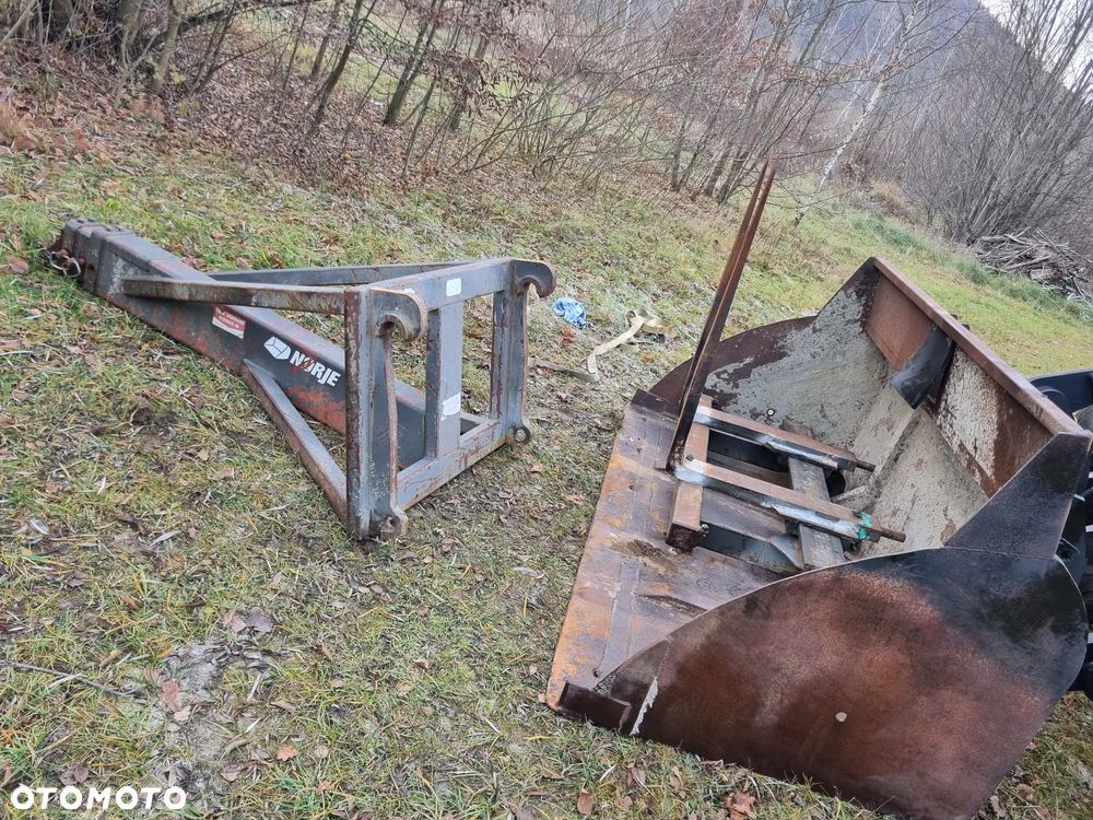 Volvo BM 4400 Ładowarka Fadroma Sprowadzona z Norwegii Widły Łyżka Bocian Wysięgnik! Aktualne badania w DEKRA! Oryginał zadbana Bez luzów i wycieków Potężna Moc. Nie pracowała w Kraju! 6 cylindrów pneumat Hamulec Opony jak Nowe - 26