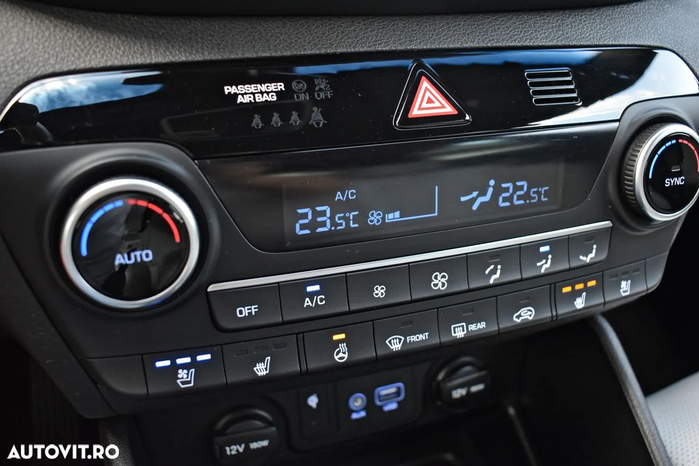 Hyundai Tucson blue 1.6 CRDi 4WD DCT Premium - 16