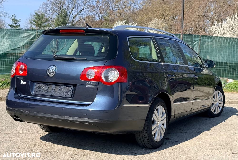 Volkswagen Passat 2.0 TDI DPF 4Motion Highline - 23