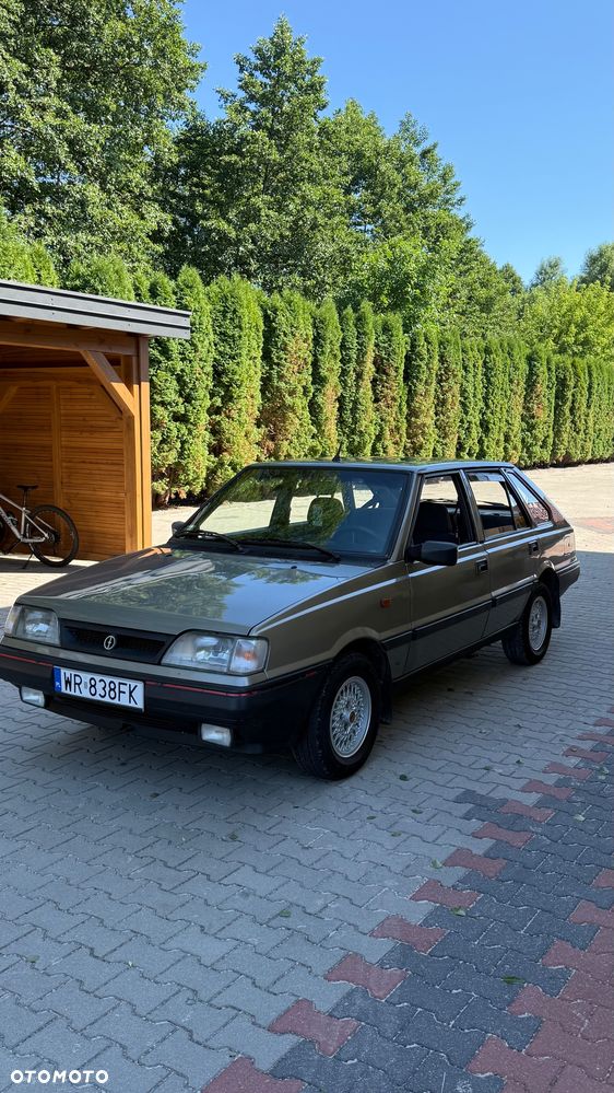 Polonez Caro - 2