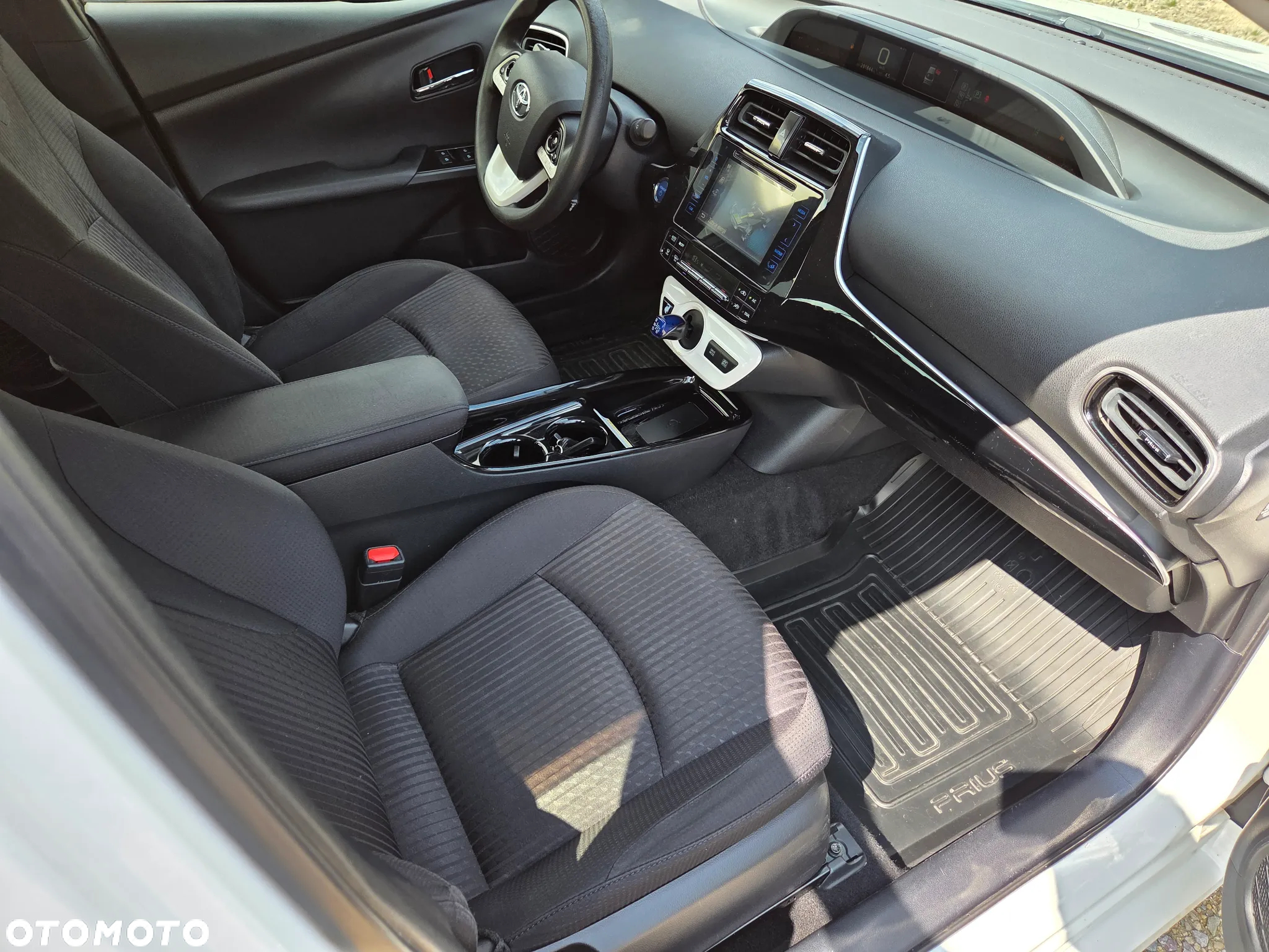 Toyota Prius 1.8 Hybrid Prestige - 11