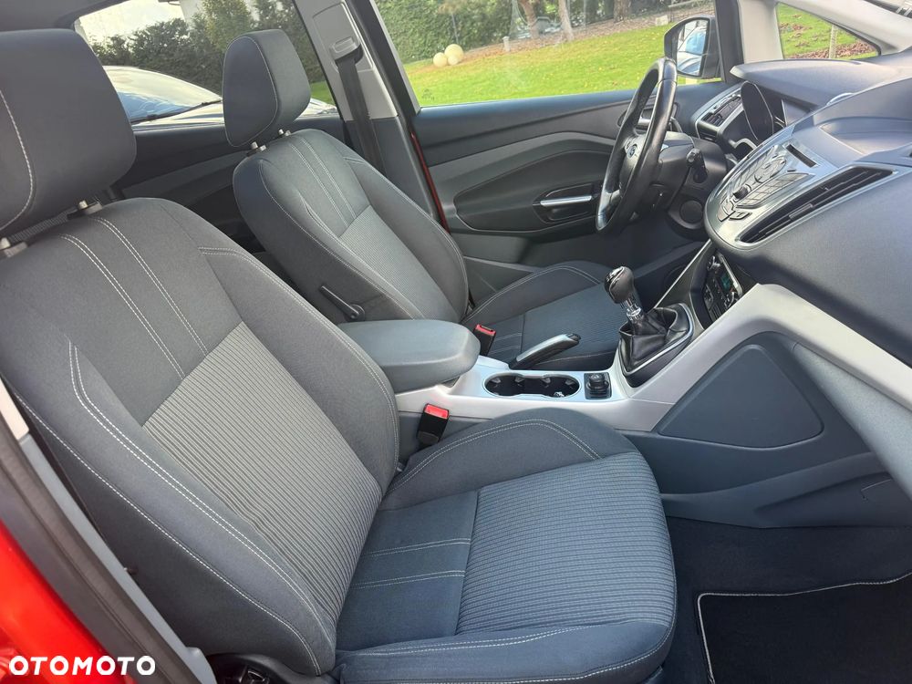 Ford C-MAX - 16