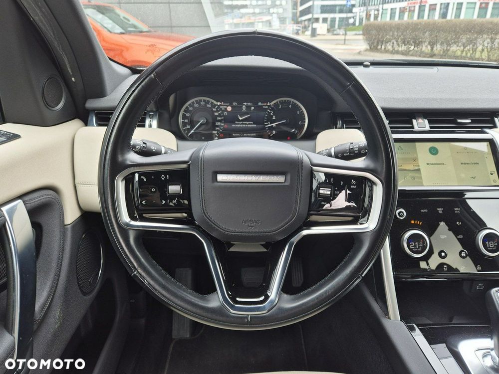Land Rover Discovery Sport - 24