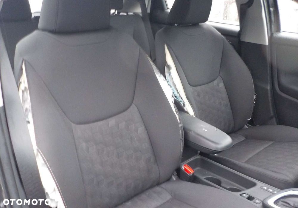 Toyota Yaris - 25