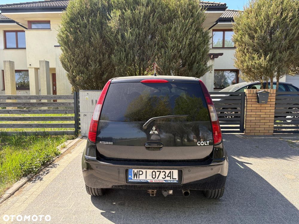 Mitsubishi Colt - 2