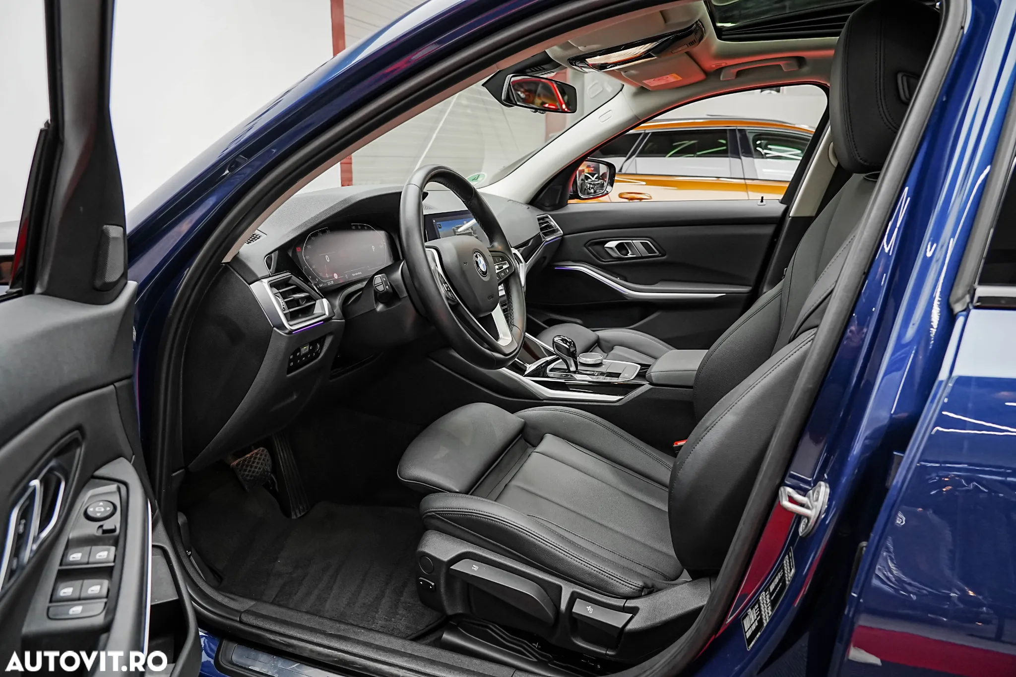 BMW Seria 3 318i Aut. Sport Line - 4