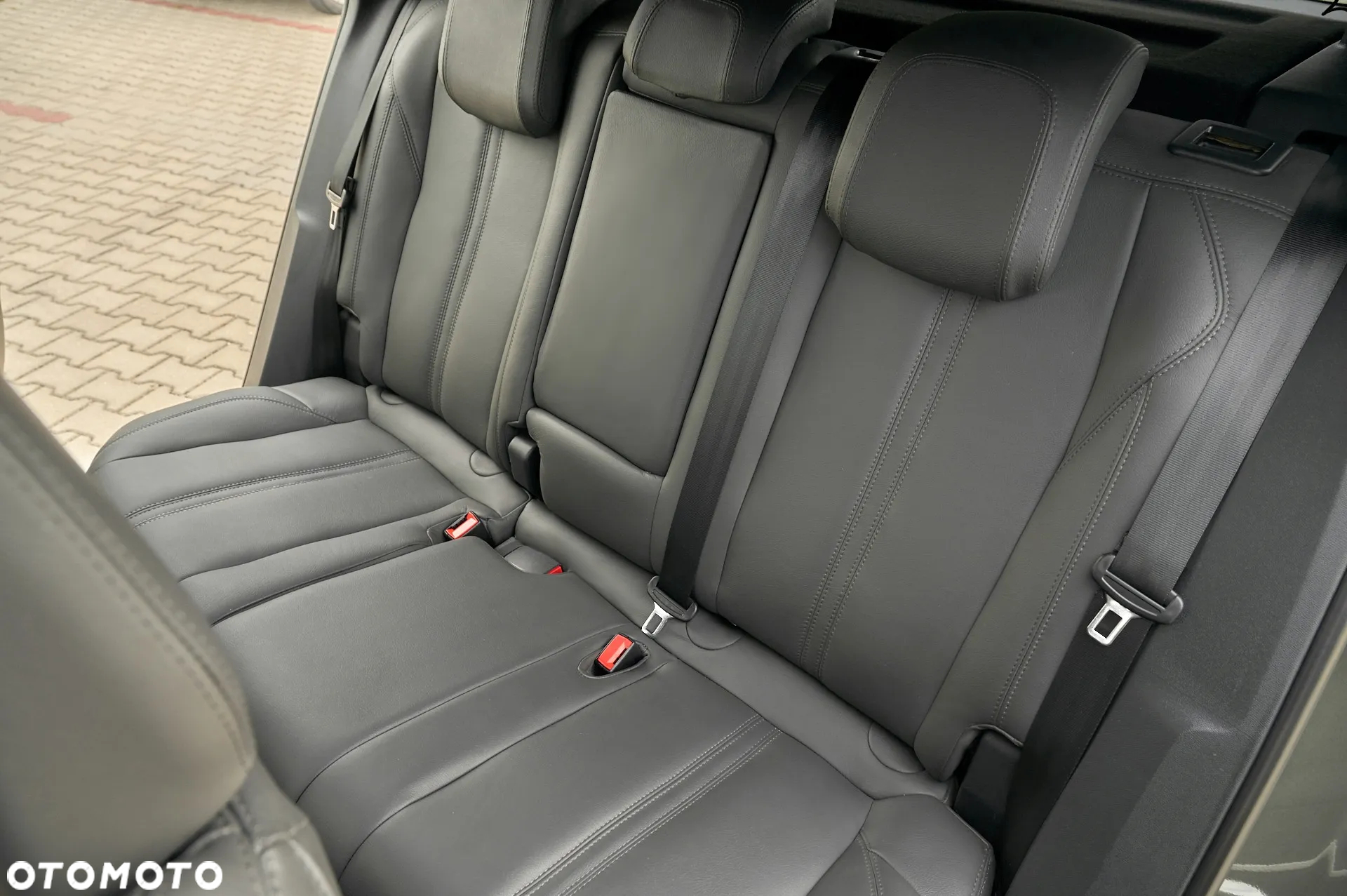Peugeot 3008 2.0 BlueHDi Allure S&S - 25