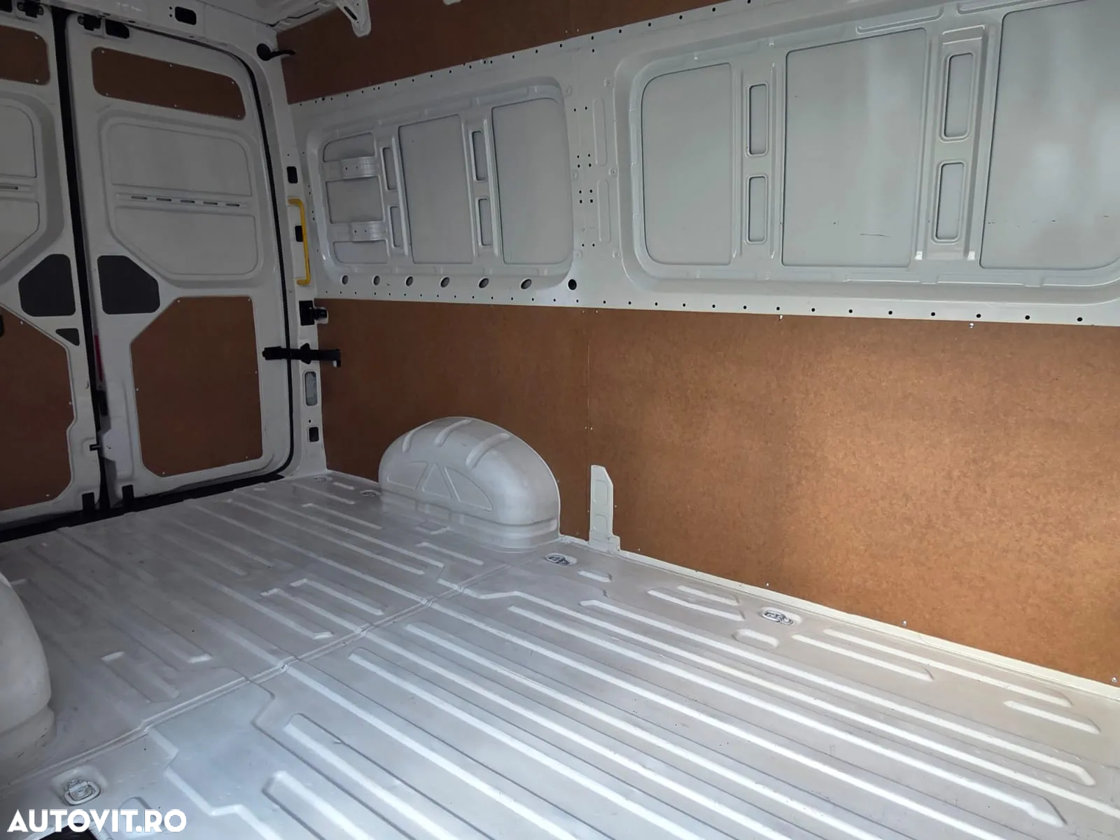 Volkswagen New Crafter L3H2 - 14