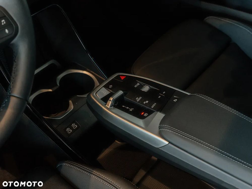 BMW X1 xDrive30e xLine - 9