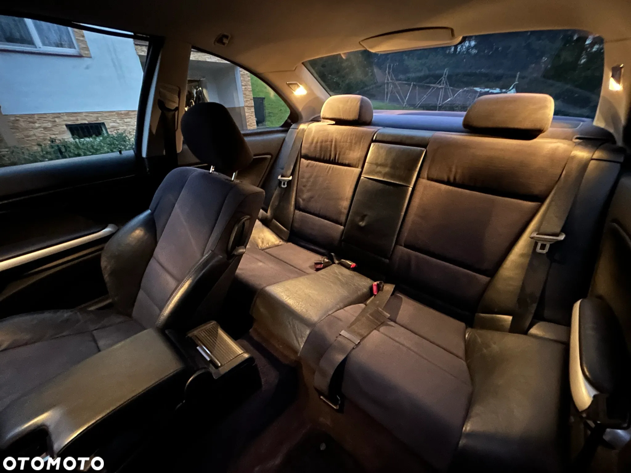 BMW Seria 3 323Ci - 10