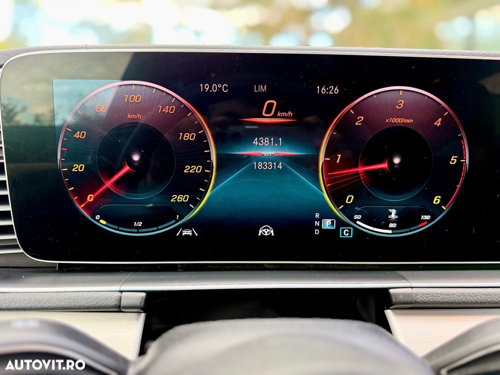 Mercedes-Benz GLE 350 d 4Matic 9G-TRONIC AMG Line - 24