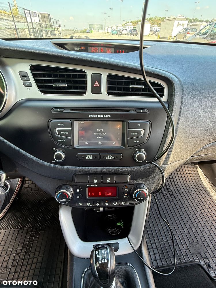 Kia Ceed 1.6 GDI L Business Line - 22