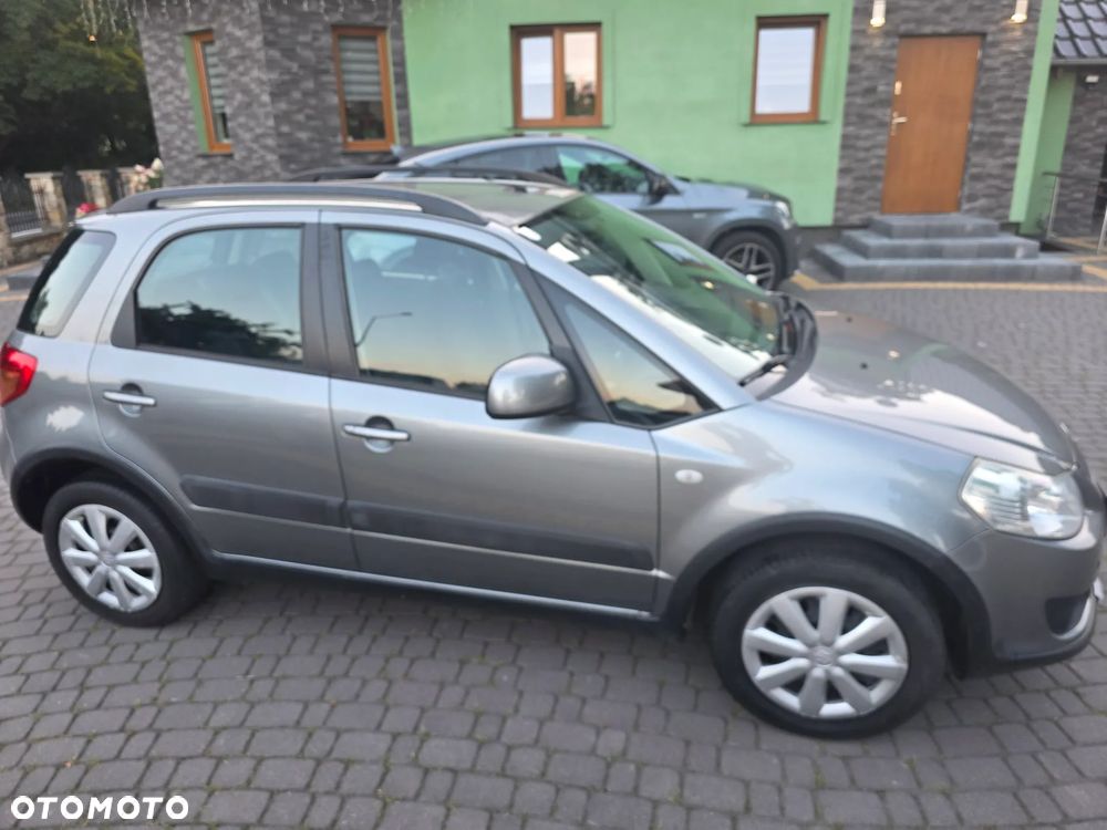 Suzuki SX4 1.6 GLX / Comfort - 9
