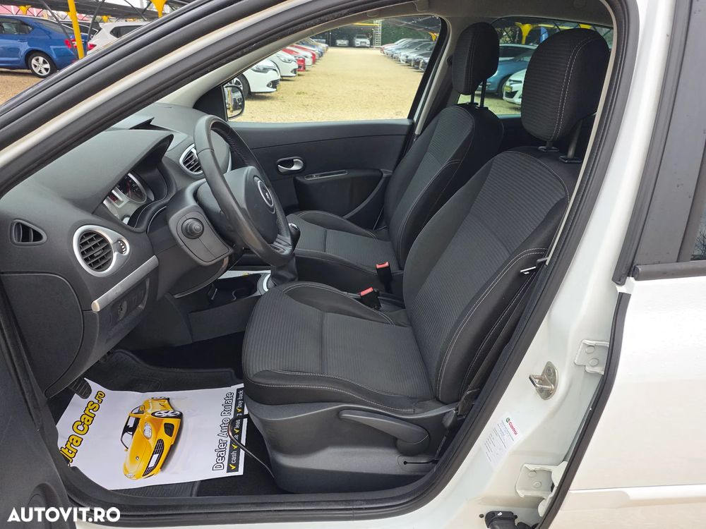 Renault Clio 1.5 dCi 90 FAP Dynamique - 14