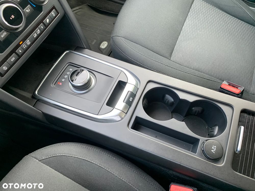 Land Rover Discovery Sport 2.0 TD4 Pure - 17