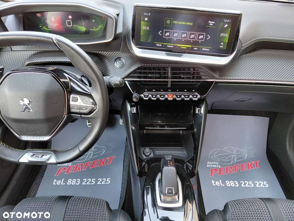 Peugeot 208 - 21