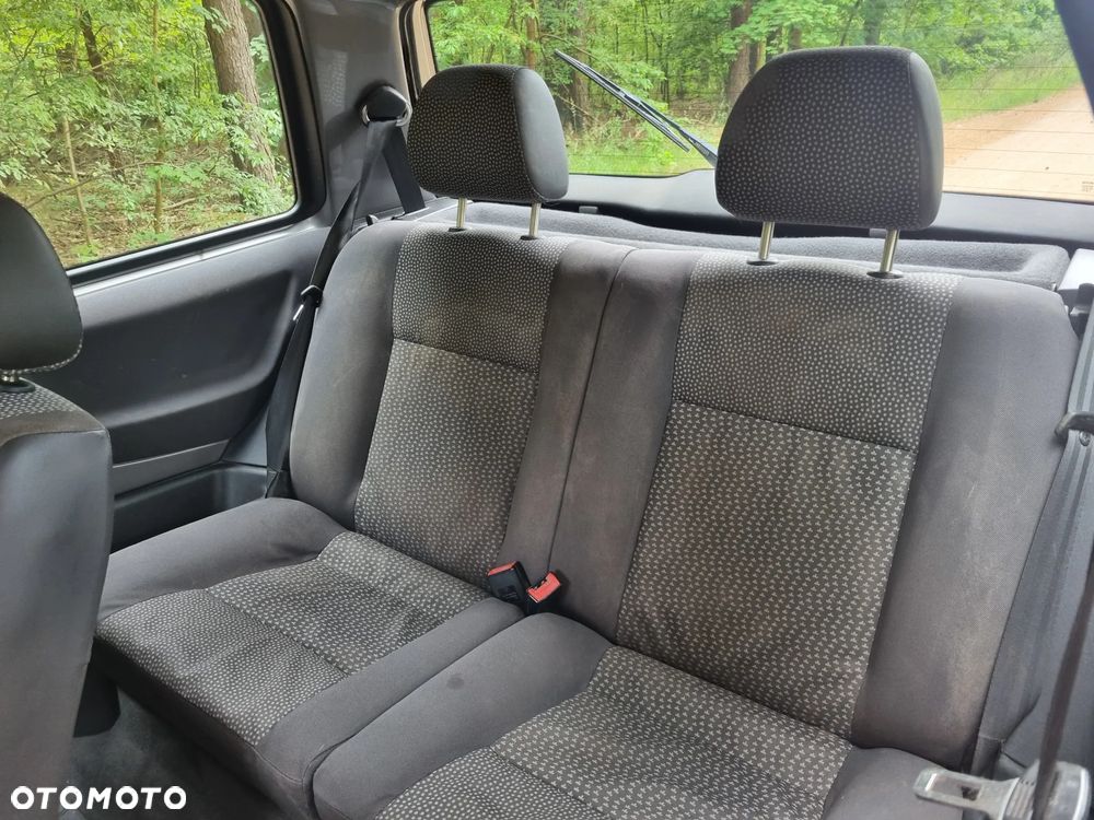 Seat Arosa 1.0 - 15