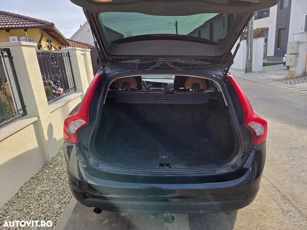 Volvo V60 DRIVe - 9